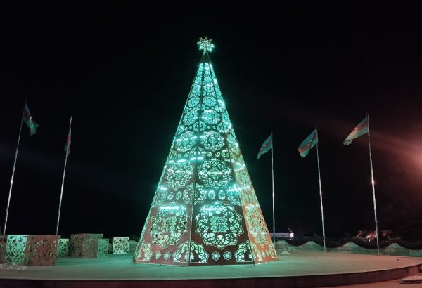 Azerbaijan's Khankendi gears up for New Year (PHOTO)
