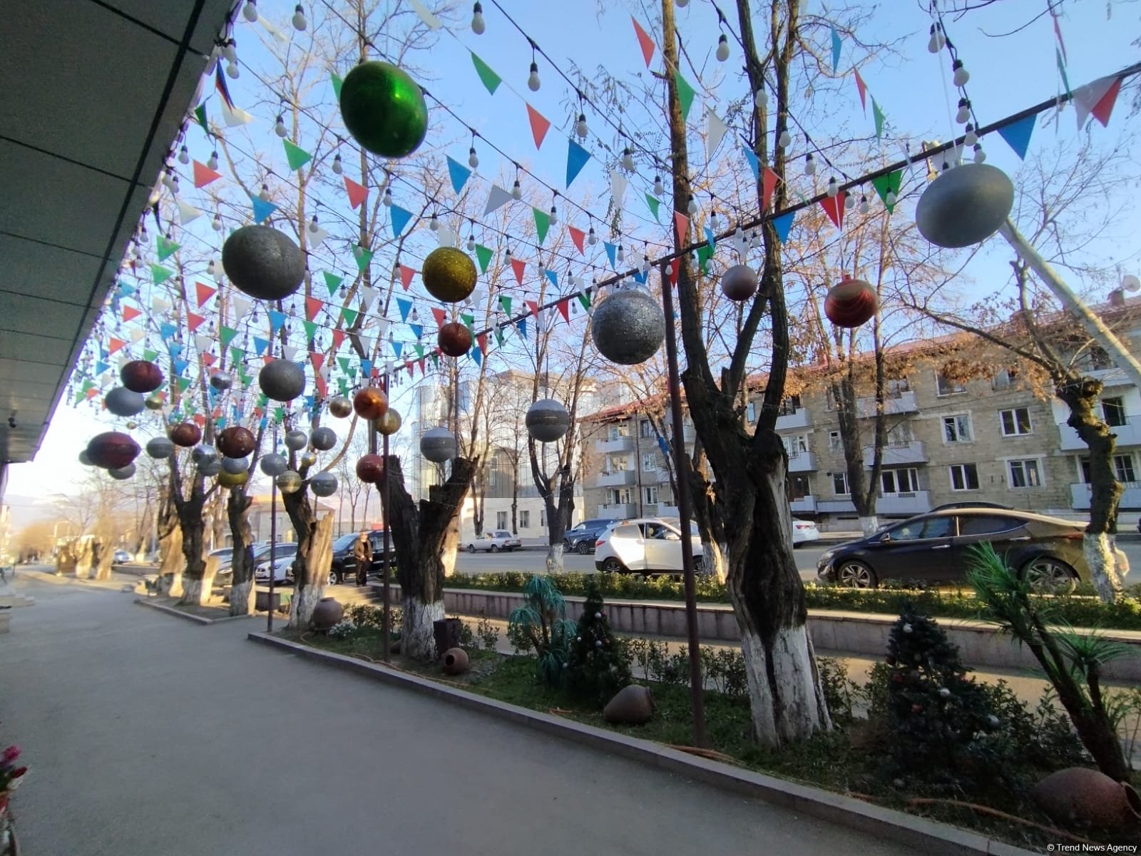 Ханкенди готовится к Новому году (Фоторепортаж)