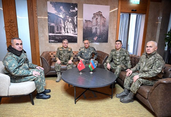 Azerbaijan, Türkiye brainstorm prospects for developing military cooperation