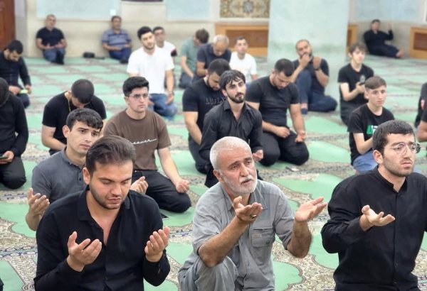 Azerbaijani mosques unite in tribute to victims of Aktau plane crash