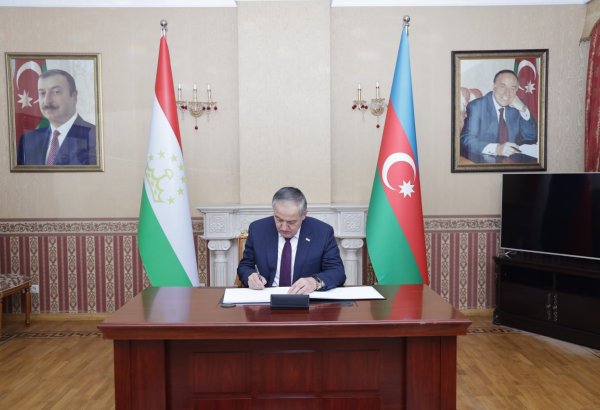 Tajikistan's FM offers condolences for Aktau plane crash victims