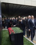 В Бакинском аэропорту установлен мемориальный стенд в связи с авиакатастрофой в Актау (ФОТО)