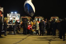 В Азербайджан доставлены 7 граждан, пострадавших при крушении самолета AZAL под Актау (ФОТО/ВИДЕО)