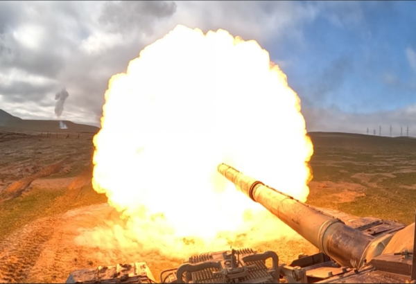 Azerbaijan Army carries out tactical live-fire exercise with tanks (VIDEO)