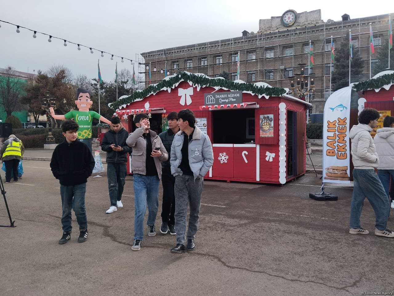 В Ханкенди впервые за 34 года проходит ярмарка "Зимняя сказка" (ФОТО)