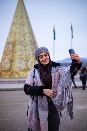 В Ханкенди проходит ярмарка "Зимняя сказка" (ФОТО)