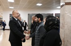Президент Ильхам Алиев и Первая леди Мехрибан Алиева приняли участие в церемонии прощания с членами экипажа, погибшими в авиакатастрофе (ФОТО/ВИДЕО)