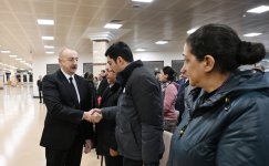 Президент Ильхам Алиев и Первая леди Мехрибан Алиева приняли участие в церемонии прощания с членами экипажа, погибшими в авиакатастрофе (ФОТО/ВИДЕО)