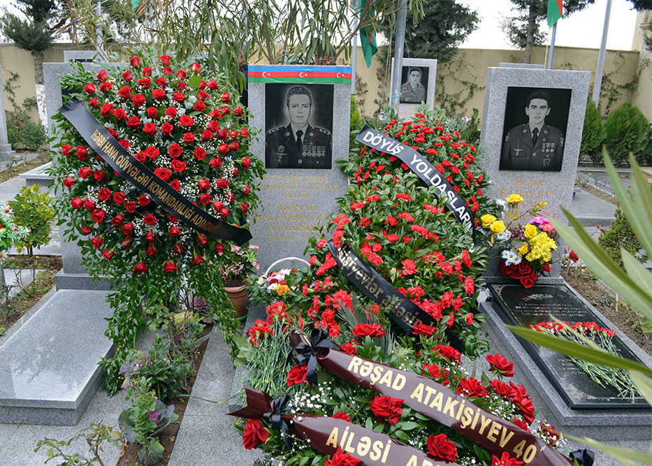 Почтена память военного пилота Рашада Атакишиева (ФОТО)