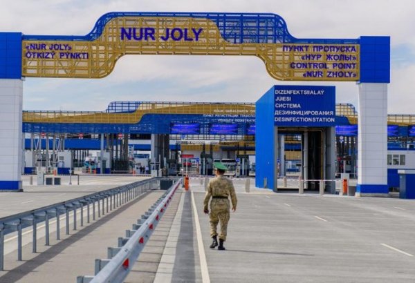 Kazakhstan modernizing automobile border crossing points