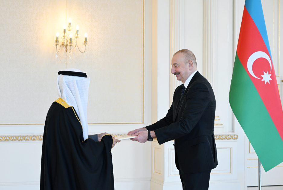 Президент Ильхам Алиев принял верительные грамоты нового посла Кувейта (ФОТО/ВИДЕО)