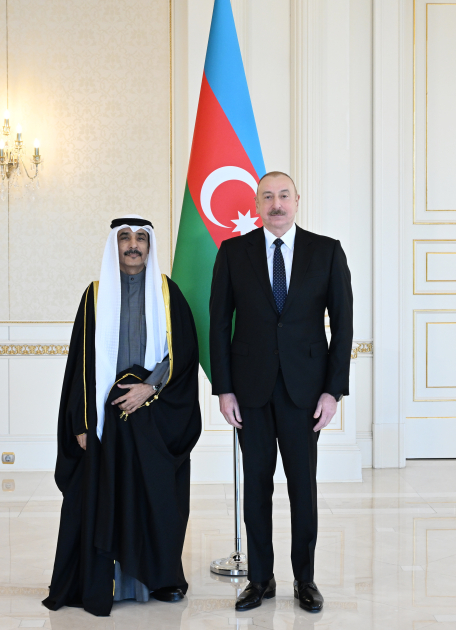 Президент Ильхам Алиев принял верительные грамоты нового посла Кувейта (ФОТО/ВИДЕО)