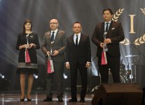 Министерство молодежи и спорта наградило лучших по итогам года (ФОТО)