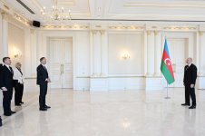 Президент Ильхам Алиев принял верительные грамоты нового посла Литвы (ФОТО/ВИДЕО)