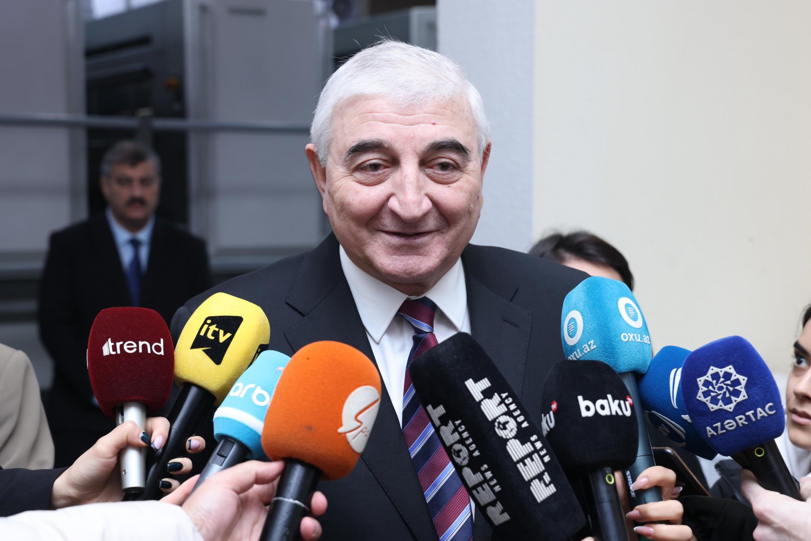Глава ЦИК Азербайджана подчеркнул ключевую роль веб-камер в обеспечении открытости и прозрачности муниципальных выборов