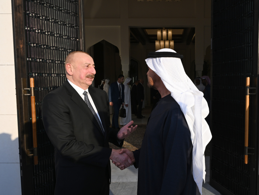 Состоялась встреча Президента Ильхама Алиева с Президентом ОАЭ Шейхом Мухаммедом бен Заидом Аль Нахайяном (ФОТО/ВИДЕО)