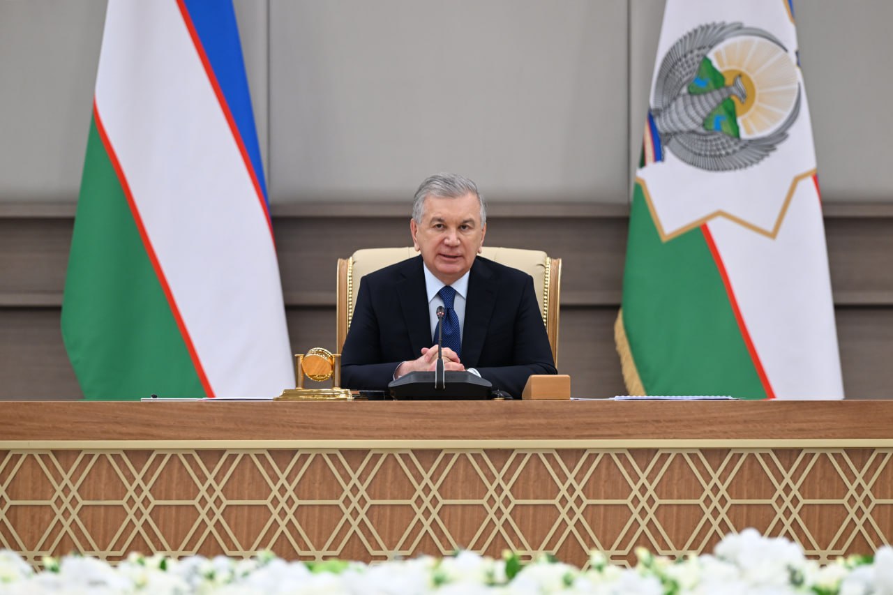 Президент Мирзиёев отметил важность развития Среднего коридора для углубления сотрудничества с ЕС
