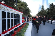 Азербайджанский народ чтит светлую память жертв трагедии 20 Января (ФОТО)