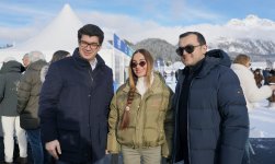 Команда Азербайджана одержала очередную победу на всемирных соревнованиях по снежному поло (ФОТО)