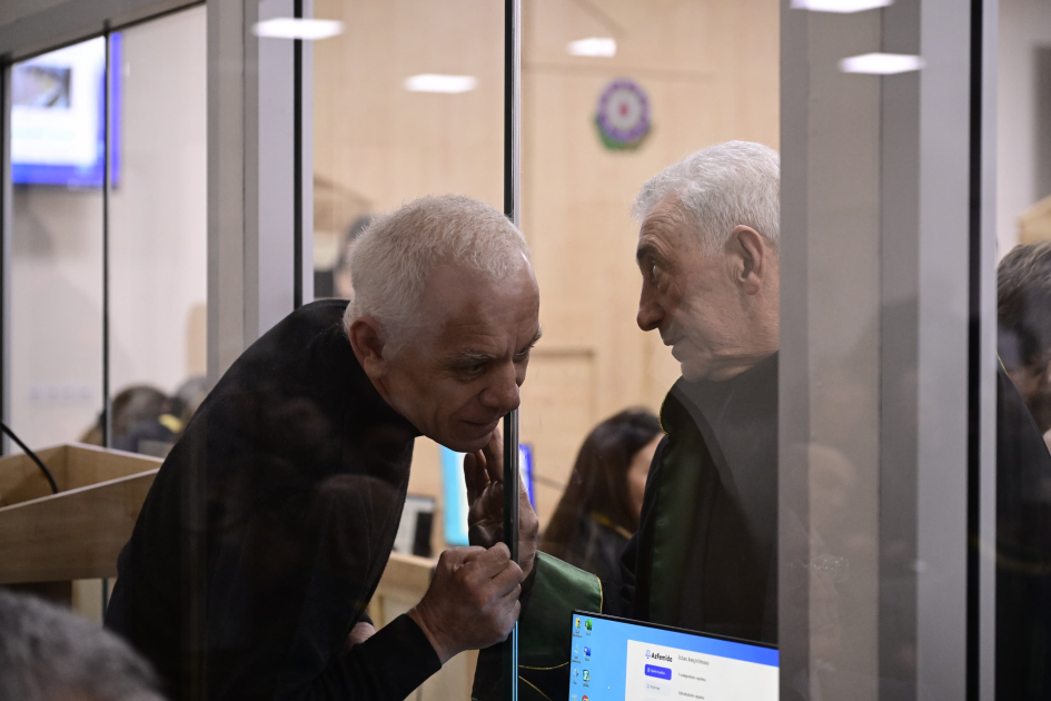 В Баку продолжился суд над лицами армянского происхождения, обвиняемыми в преступлениях против мира и человечности (ФОТО)