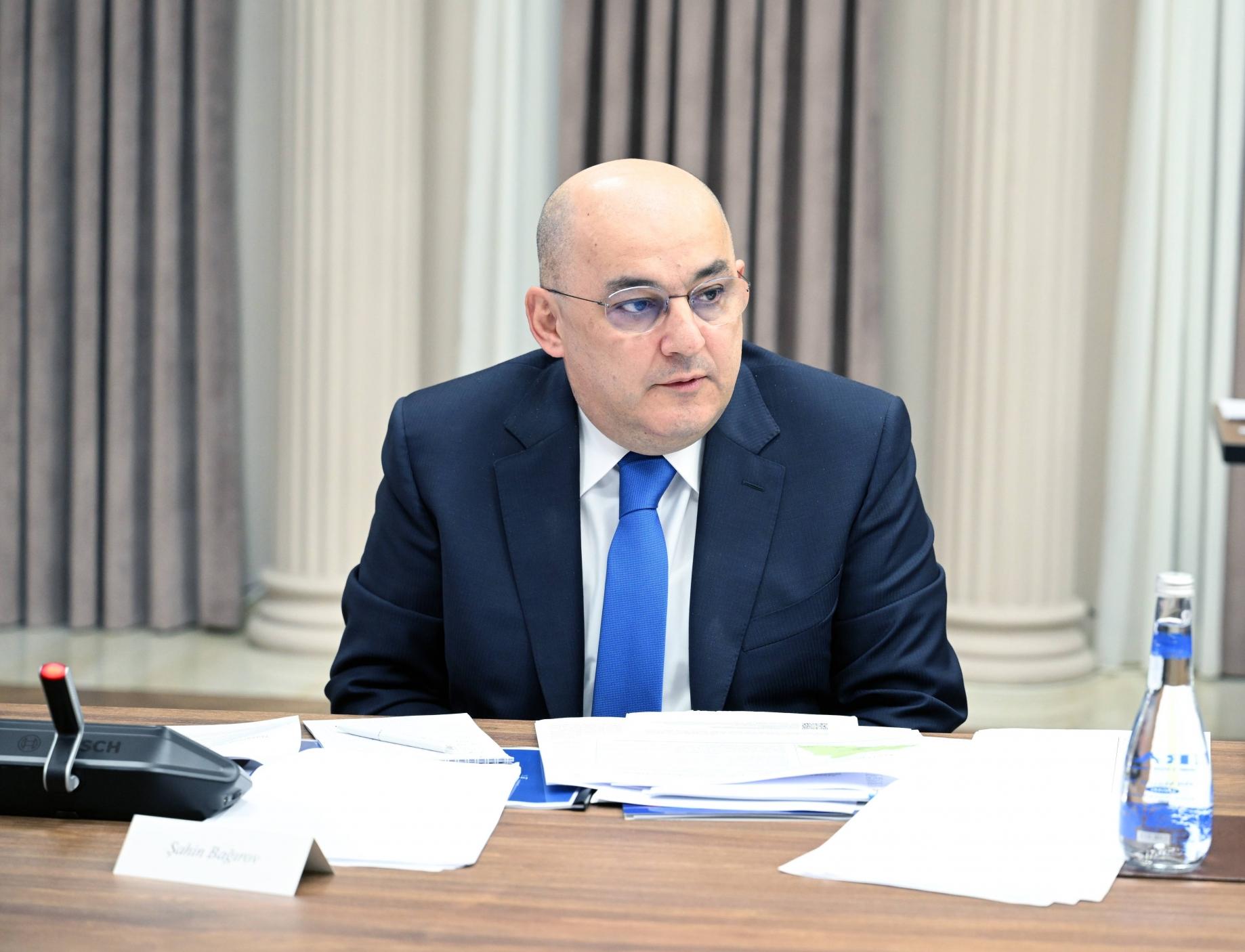 Azerbaijan convenes economic council meeting (PHOTO)