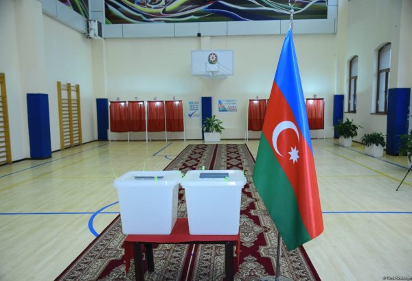 Azerbaijan concludes voting for municipal elections (PHOTO)