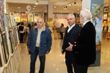 Итоговые выставки в Баку - сохранение традиции иллюстрации, добавляющей книгам цвета и жизни (ФОТО)