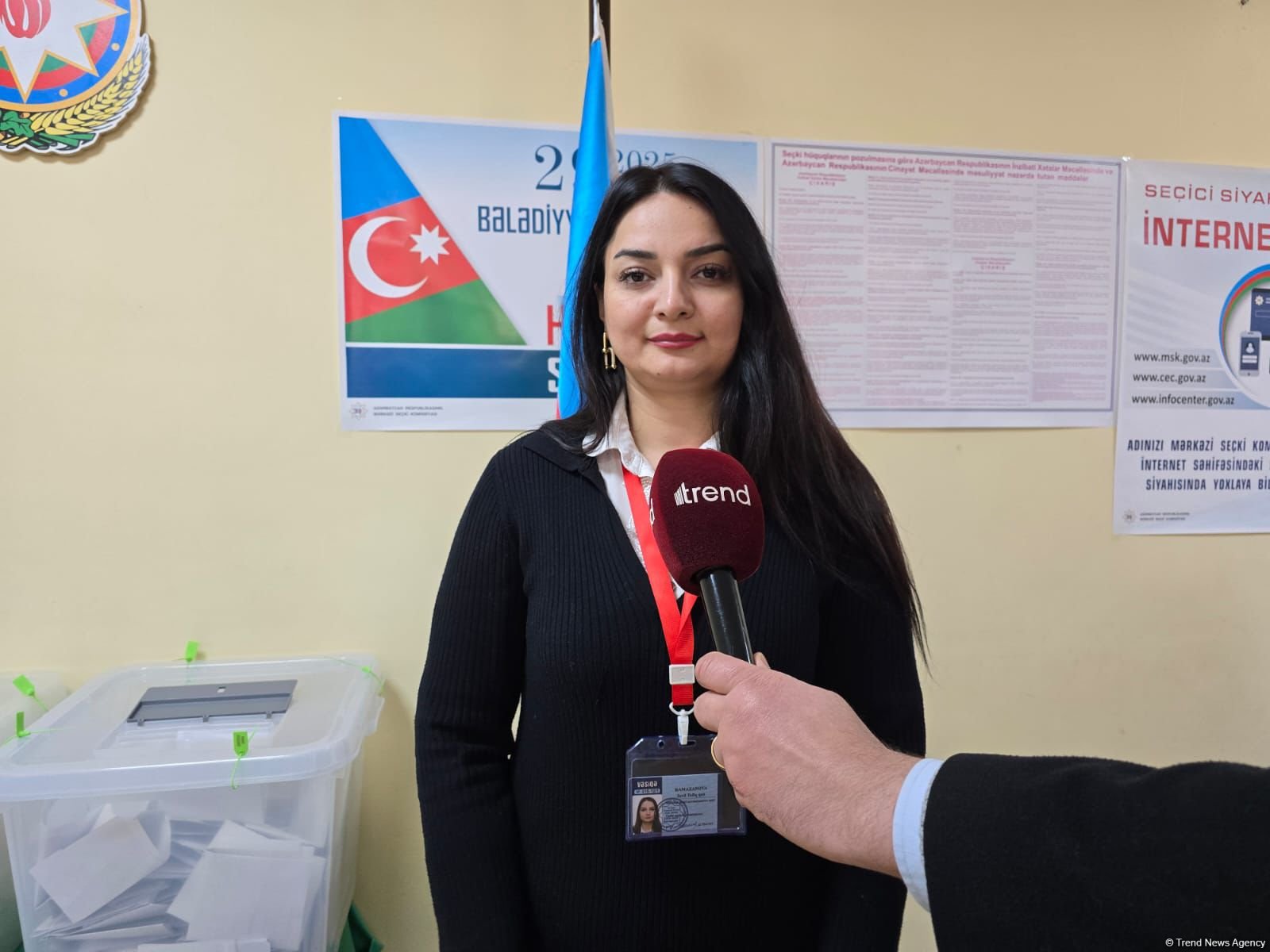 Несмотря на утренние часы, наблюдается активность избирателей на муниципальных выборах в Азербайджане - председатель участка