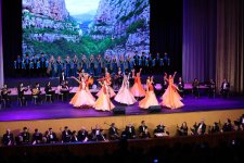 Море, небо, любовь Наби Хазри – 100-летие Мастера поэзии (ФОТО)