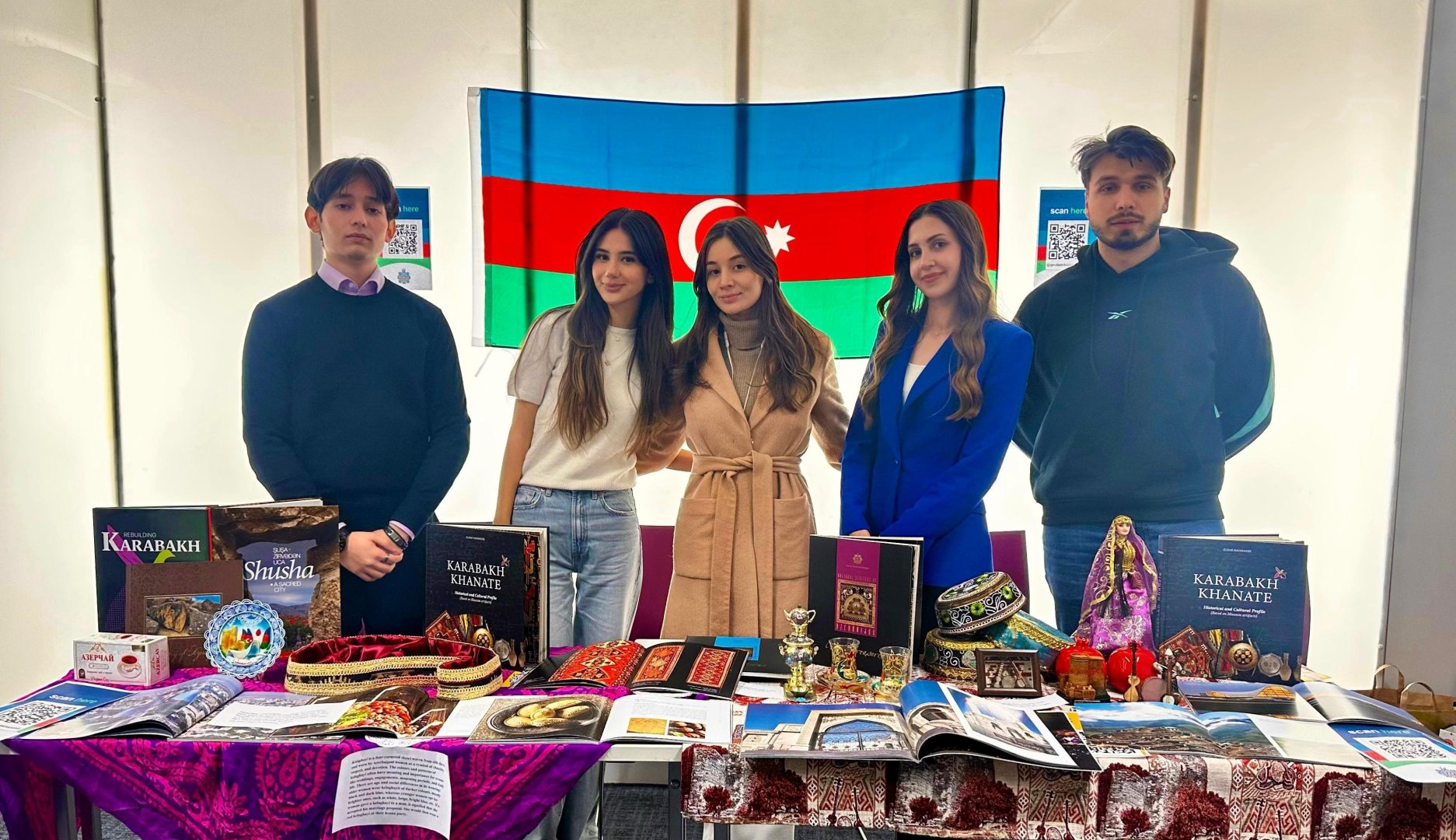 В Лондонском университете представлена азербайджанская культура (ФОТО)