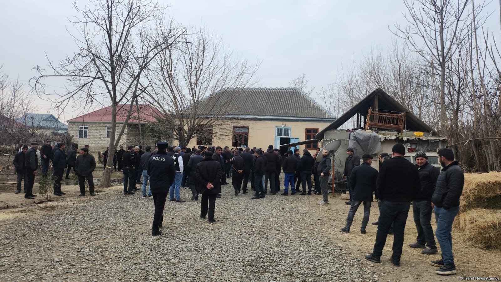 В Агджабеди в результате взрыва ручной гранаты пять человек погибли, двое получили ранения (ФОТО/ВИДЕО)