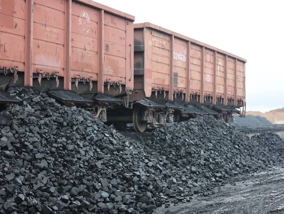 EIA cuts U.S. coal export forecast for 2025, raises production outlook