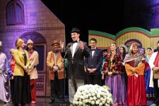 85-летний юбилей Джаннет Селимовой отметили спектаклем "Не та, так эта" (ФОТО)