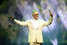В Баку состоялся торжественный концерт в честь 80-летия Полада Бюльбюльоглу с участием именитых артистов (ФОТО)