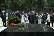 В Баку почтили память выдающегося композитора Гара Гараева (ФОТО)