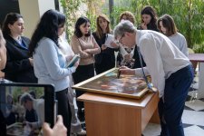 В Баку реализуется проект по консервации произведений британского искусства c участием Руперта Физерстоуна (ФОТО)