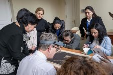 В Баку реализуется проект по консервации произведений британского искусства c участием Руперта Физерстоуна (ФОТО)