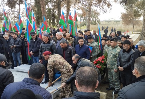 В Евлахе захоронены останки шехида I Карабахской войны Тарлана Мамедова (ФОТО)