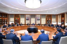 Самир Нуриев представил коллективу нового министра финансов Азербайджана (ФОТО)