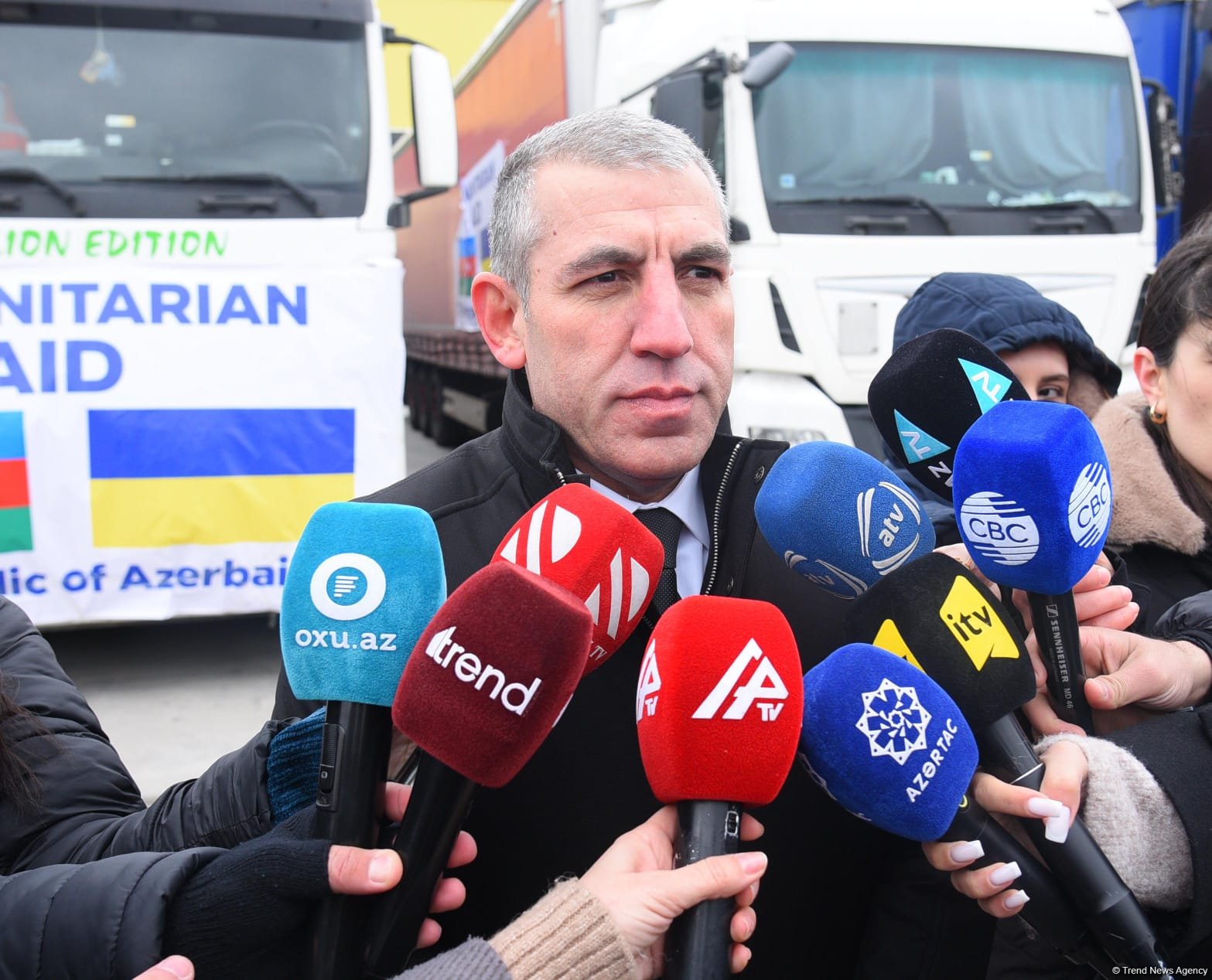 До сих пор Азербайджан оказал Украине гуманитарную помощь на сумму более $40 млн - Алескер Гасанов