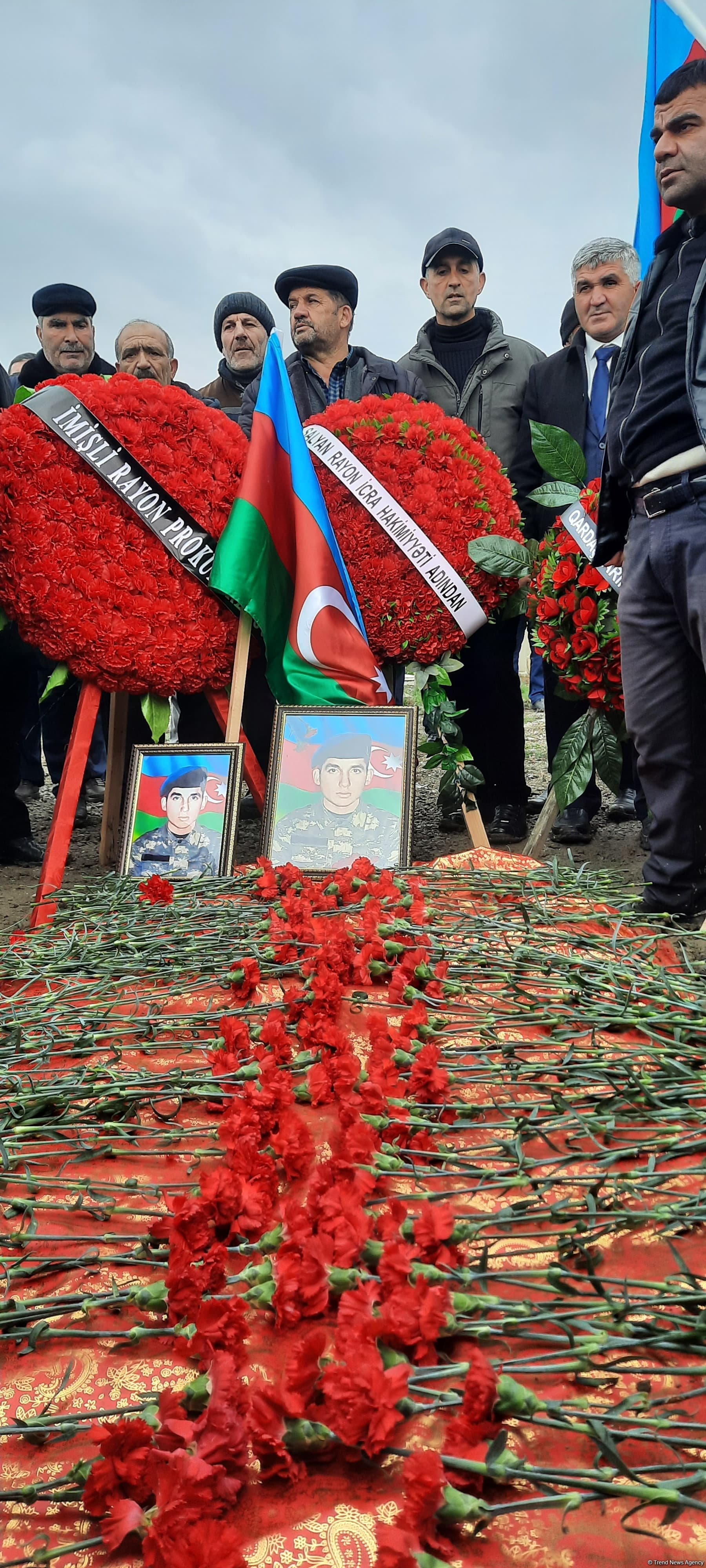 В Сальянском районе преданы земле останки шехида I Карабахской войны Эльшана Тагиева (ФОТО)