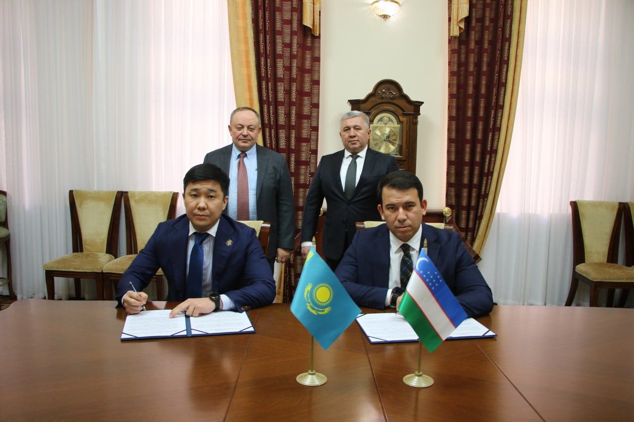 Uzbekistan-Kazakhstan rail partnership aims to increase freight transportation efficiency