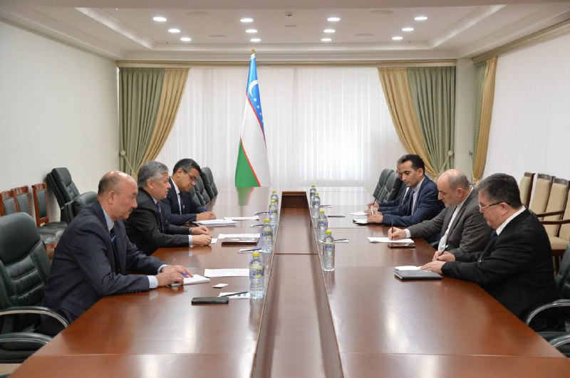 Uzbekistan, Iran discuss development of bilateral relations
