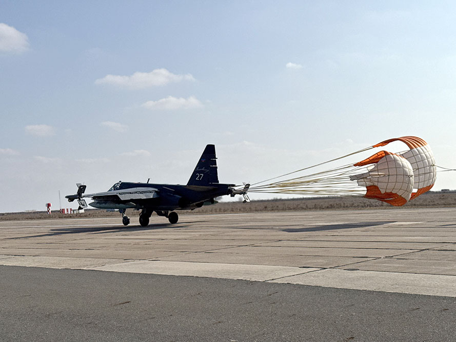 Azerbaijan's military pilots conduct training flights (PHOTO/VIDEO)