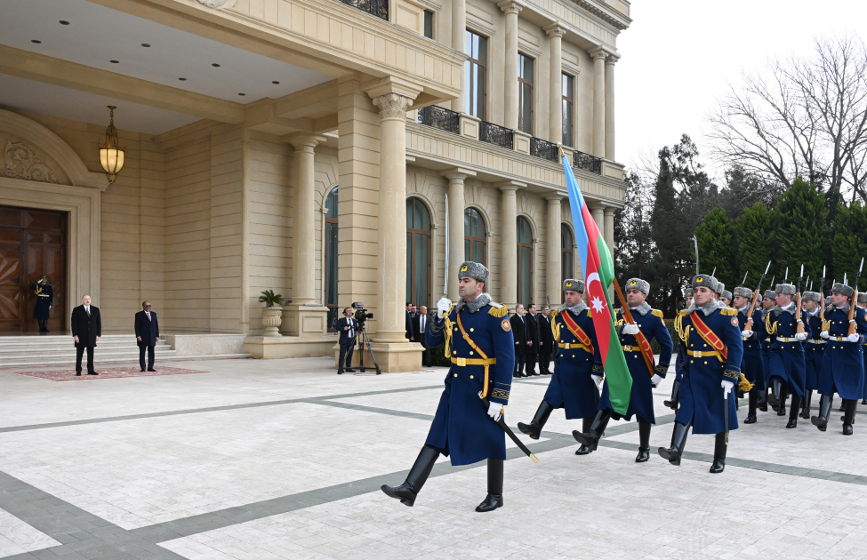 В Баку состоялась церемония официальной встречи Президента Сомали Хасана Шейха Мохамуда (ФОТО)