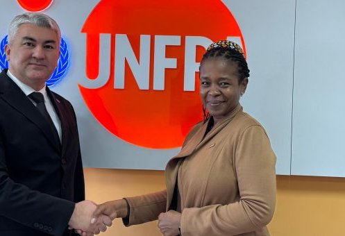 Turkmenistan, UNFPA see successful cooperation in population and gender development issues