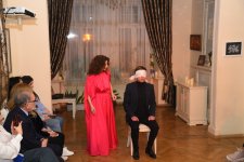 В Центре творчества Максуда Ибрагимбекова состоялся показ спектакля "Все о любви" (ФОТО)