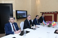 Azerbaijani, Moldovan FMs discuss energy security, bilateral cooperation (PHOTO)