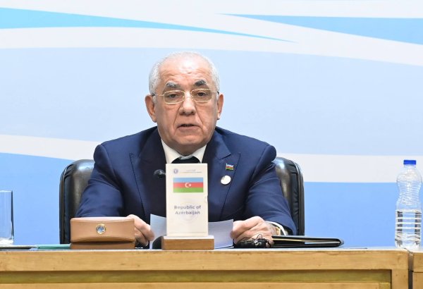 Azerbaijani PM congratulates newly appointed Ukrainian counterpart