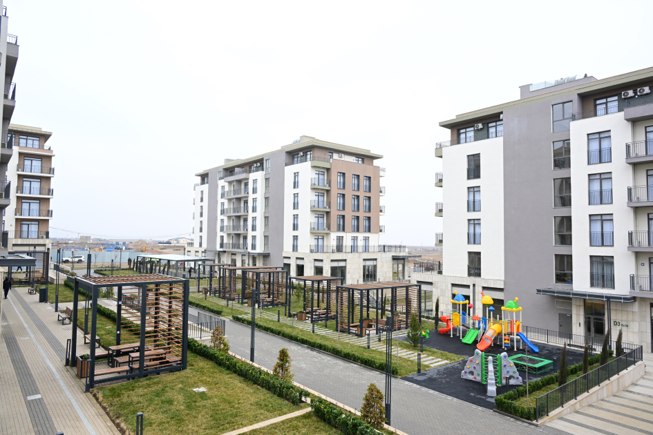 President Ilham Aliyev, First Lady Mehriban Aliyeva inspect conditions at "Aghdam Residence" residential complex (PHOTO/VIDEO)